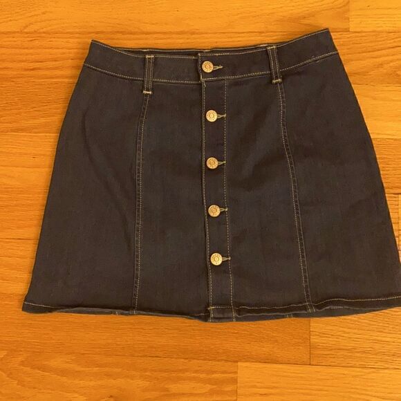 Celebrate Pink Mini Skirt - Picture 3 of 7